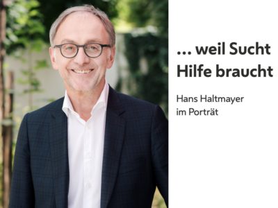 Fotoporträt mit dem Titel: ... weil Sucht Hilfe braucht, Untertitel: Hans Haltmayer im Porträt