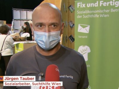 Screenshot: Sendung "Wien heute" am 13.09.2021 – Jürgen Tauber, Sozialarbeiter während des Interviews